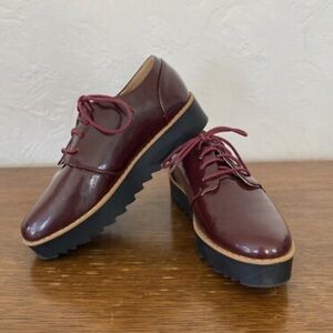 Chinese laundry Cecilia Oxford Burgundy Lace-Up Platform Shoes